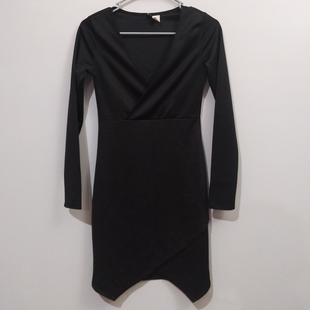 H&M Divided Black Dress